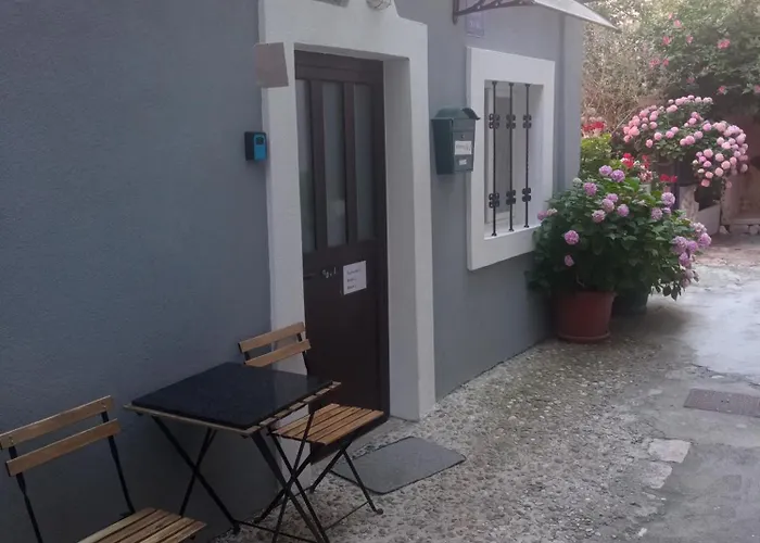 Apartman&rooms No1 *